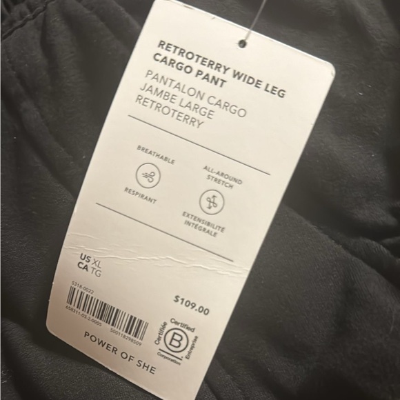 Athleta Retroterry Wide Leg Cargo Pant // Black - Picture 9 of 16